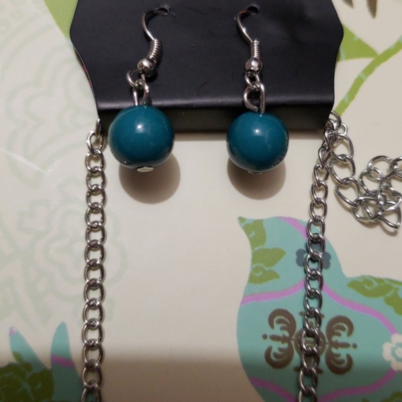 Pacific Piers Multi Necklace - Picture 2 of 2